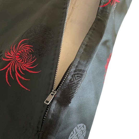 Vintage Silky Black and Red Asian Cheongsam Qipao Dress Symbol Floral Jacquard - Picture 6 of 7